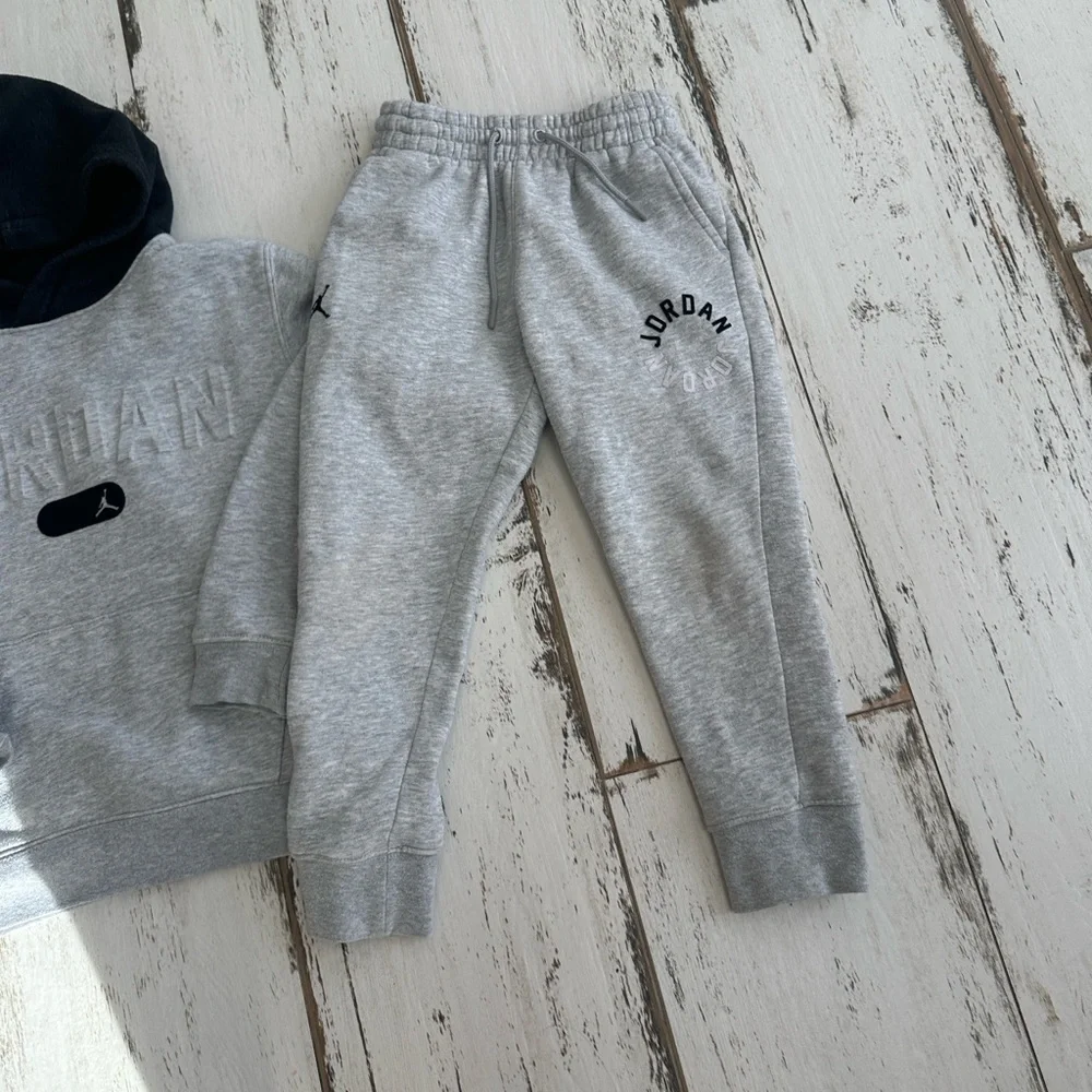 Jordan hoodie and pants set